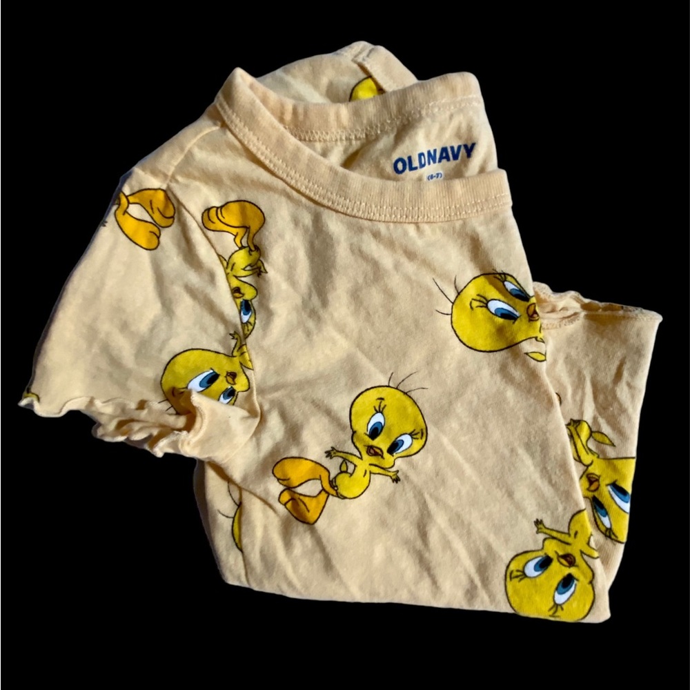 Tweety Bird Top 🧡 - Picture 2 of 3